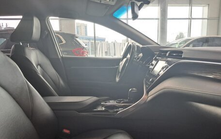 Toyota Camry, 2018 год, 2 447 000 рублей, 13 фотография