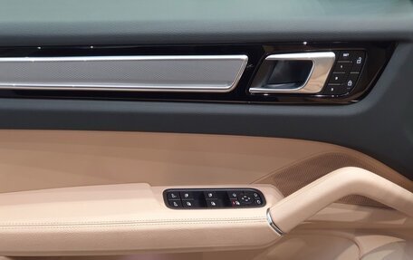 Porsche Cayenne III, 2022 год, 11 000 000 рублей, 12 фотография