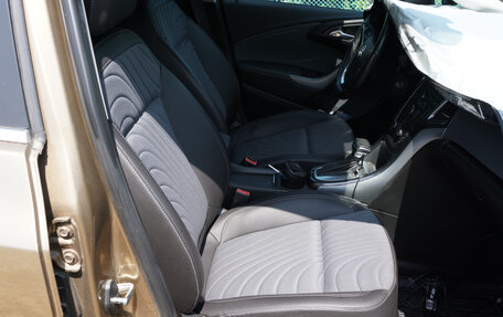 Opel Astra J, 2013 год, 980 000 рублей, 18 фотография