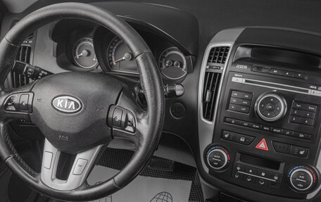 KIA cee'd I рестайлинг, 2011 год, 839 000 рублей, 17 фотография