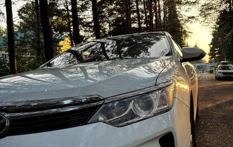 Toyota Camry, 2017 год, 2 360 000 рублей, 3 фотография