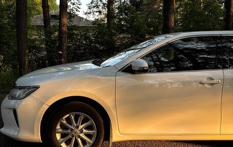 Toyota Camry, 2017 год, 2 360 000 рублей, 17 фотография