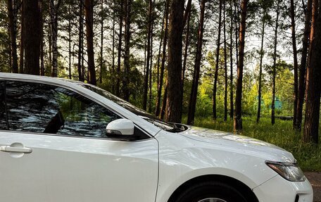 Toyota Camry, 2017 год, 2 360 000 рублей, 9 фотография