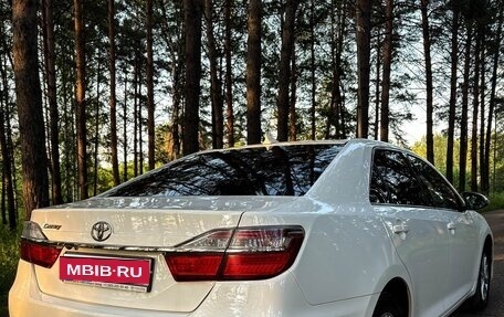Toyota Camry, 2017 год, 2 360 000 рублей, 12 фотография