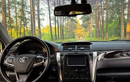 Toyota Camry, 2017 год, 2 360 000 рублей, 25 фотография