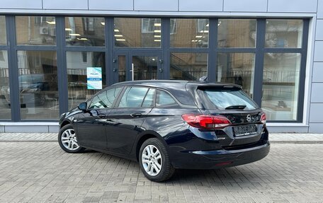 Opel Astra K, 2018 год, 1 380 000 рублей, 2 фотография