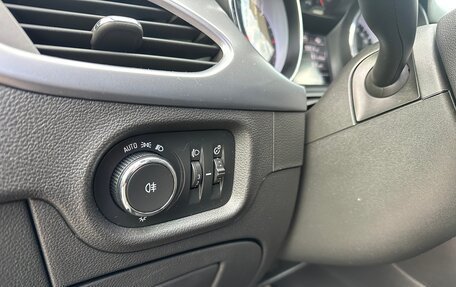 Opel Astra K, 2018 год, 1 380 000 рублей, 8 фотография