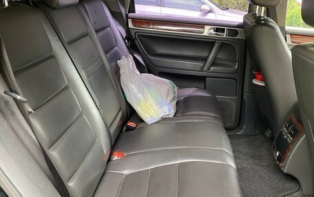 Volkswagen Touareg III, 2005 год, 1 000 000 рублей, 8 фотография