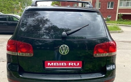 Volkswagen Touareg III, 2005 год, 1 000 000 рублей, 4 фотография