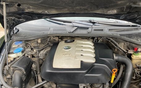 Volkswagen Touareg III, 2005 год, 1 000 000 рублей, 11 фотография