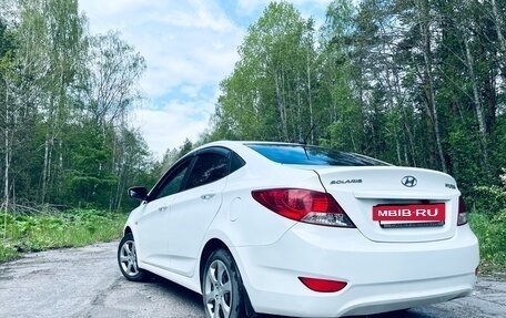 Hyundai Solaris II рестайлинг, 2014 год, 730 000 рублей, 5 фотография