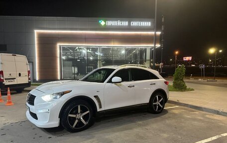 Infiniti FX II, 2009 год, 1 450 000 рублей, 4 фотография