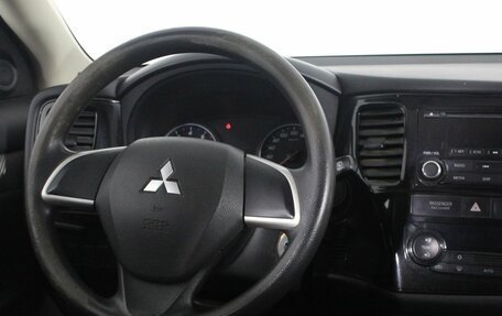 Mitsubishi Outlander III рестайлинг 3, 2012 год, 1 199 000 рублей, 9 фотография