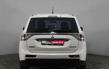Mitsubishi Outlander III рестайлинг 3, 2012 год, 1 199 000 рублей, 6 фотография