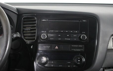 Mitsubishi Outlander III рестайлинг 3, 2012 год, 1 199 000 рублей, 12 фотография