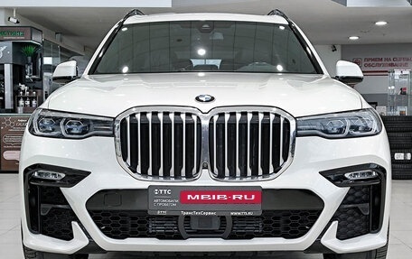 BMW X7, 2021 год, 9 380 000 рублей, 2 фотография