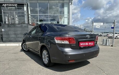 Toyota Avensis III рестайлинг, 2009 год, 1 000 000 рублей, 7 фотография