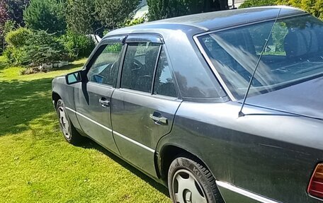 Mercedes-Benz E-Класс, 1993 год, 285 000 рублей, 5 фотография