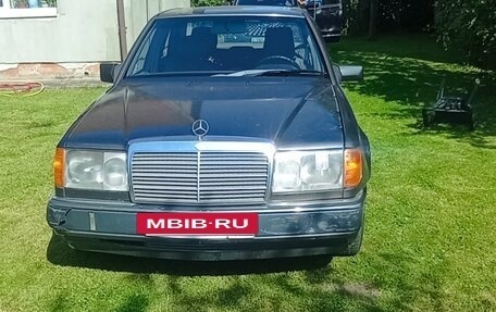 Mercedes-Benz E-Класс, 1993 год, 285 000 рублей, 6 фотография