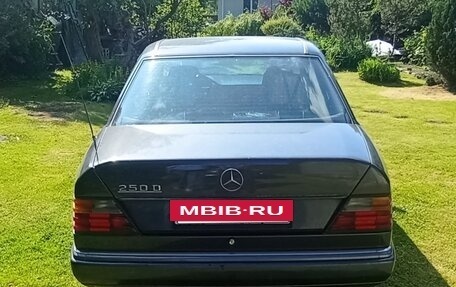 Mercedes-Benz E-Класс, 1993 год, 285 000 рублей, 4 фотография