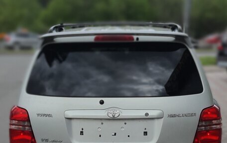 Toyota Highlander III, 2002 год, 930 000 рублей, 10 фотография