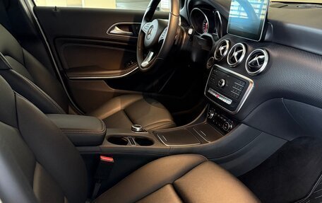 Mercedes-Benz A-Класс, 2016 год, 2 040 000 рублей, 6 фотография