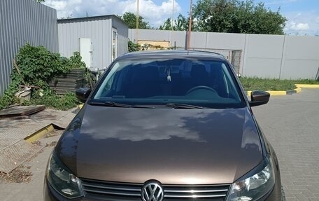 Volkswagen Polo VI (EU Market), 2015 год, 920 000 рублей, 1 фотография