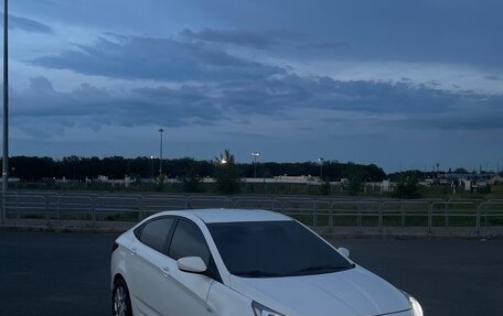Hyundai Solaris II рестайлинг, 2012 год, 750 000 рублей, 6 фотография