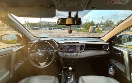 Toyota RAV4, 2013 год, 1 900 000 рублей, 8 фотография