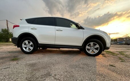 Toyota RAV4, 2013 год, 1 900 000 рублей, 21 фотография