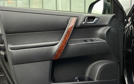 Toyota Highlander III, 2012 год, 2 249 000 рублей, 13 фотография