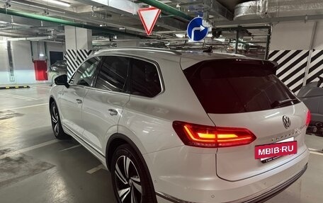Volkswagen Touareg III, 2020 год, 5 300 000 рублей, 4 фотография