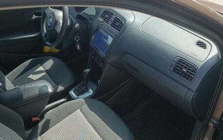 Volkswagen Polo VI (EU Market), 2015 год, 920 000 рублей, 10 фотография