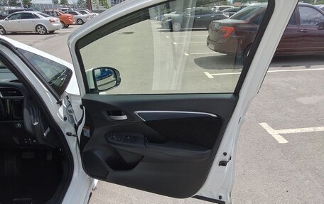 Honda Shuttle II, 2015 год, 1 399 000 рублей, 12 фотография