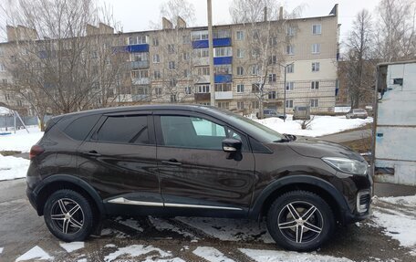 Renault Kaptur I рестайлинг, 2017 год, 1 350 000 рублей, 3 фотография