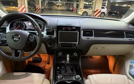 Volkswagen Touareg III, 2016 год, 3 850 000 рублей, 13 фотография