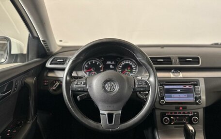 Volkswagen Passat B7, 2011 год, 960 000 рублей, 12 фотография