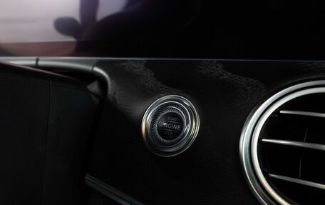 Mercedes-Benz E-Класс, 2018 год, 3 360 000 рублей, 19 фотография