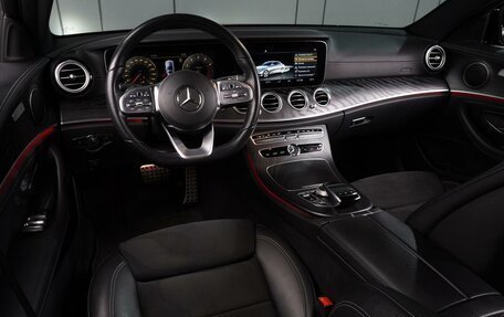 Mercedes-Benz E-Класс, 2018 год, 3 360 000 рублей, 6 фотография