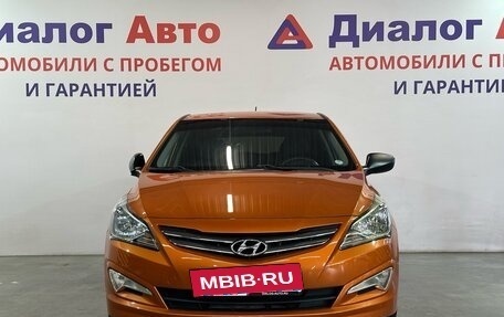 Hyundai Solaris II рестайлинг, 2015 год, 1 000 000 рублей, 2 фотография