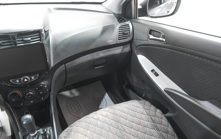 Hyundai Solaris II рестайлинг, 2013 год, 799 000 рублей, 10 фотография