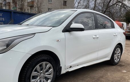 KIA Rio IV, 2018 год, 515 000 рублей, 2 фотография
