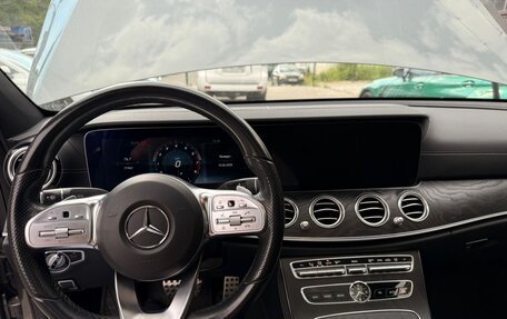 Mercedes-Benz E-Класс, 2019 год, 3 800 000 рублей, 11 фотография