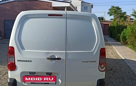 Peugeot Partner II рестайлинг 2, 2012 год, 580 000 рублей, 16 фотография