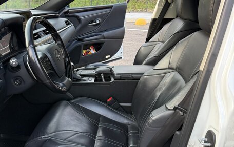 Lexus ES VII, 2018 год, 4 000 000 рублей, 32 фотография