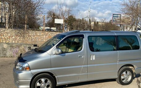 Toyota Granvia, 2002 год, 650 000 рублей, 3 фотография