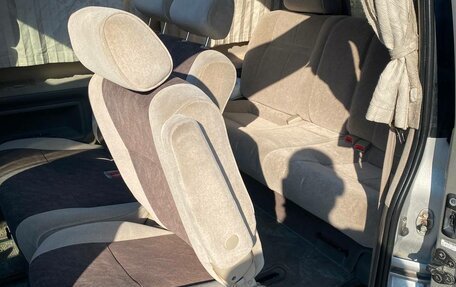 Toyota Granvia, 2002 год, 650 000 рублей, 8 фотография