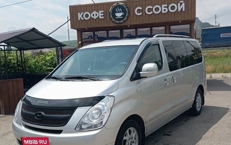 Hyundai Grand Starex Grand Starex I рестайлинг 2, 2010 год, 1 420 000 рублей, 6 фотография