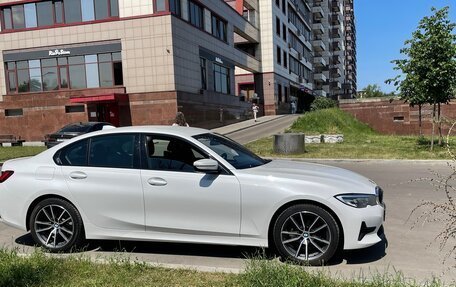 BMW 3 серия, 2021 год, 3 600 000 рублей, 10 фотография