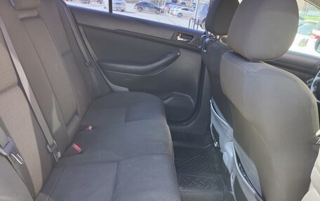 Toyota Avensis III рестайлинг, 2006 год, 10 фотография